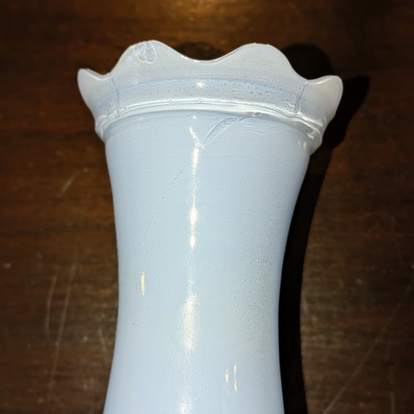 Rare VTG Pair Of Blue Glass Vases, Crinoline Lady Style Pattern Reverse Painted - Picture 8 of 9